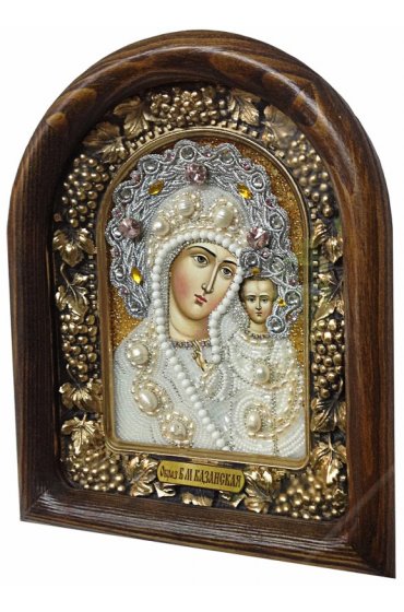 Икона Божией Матери Казанская из бисера и жемчуга, арт ДИ-256